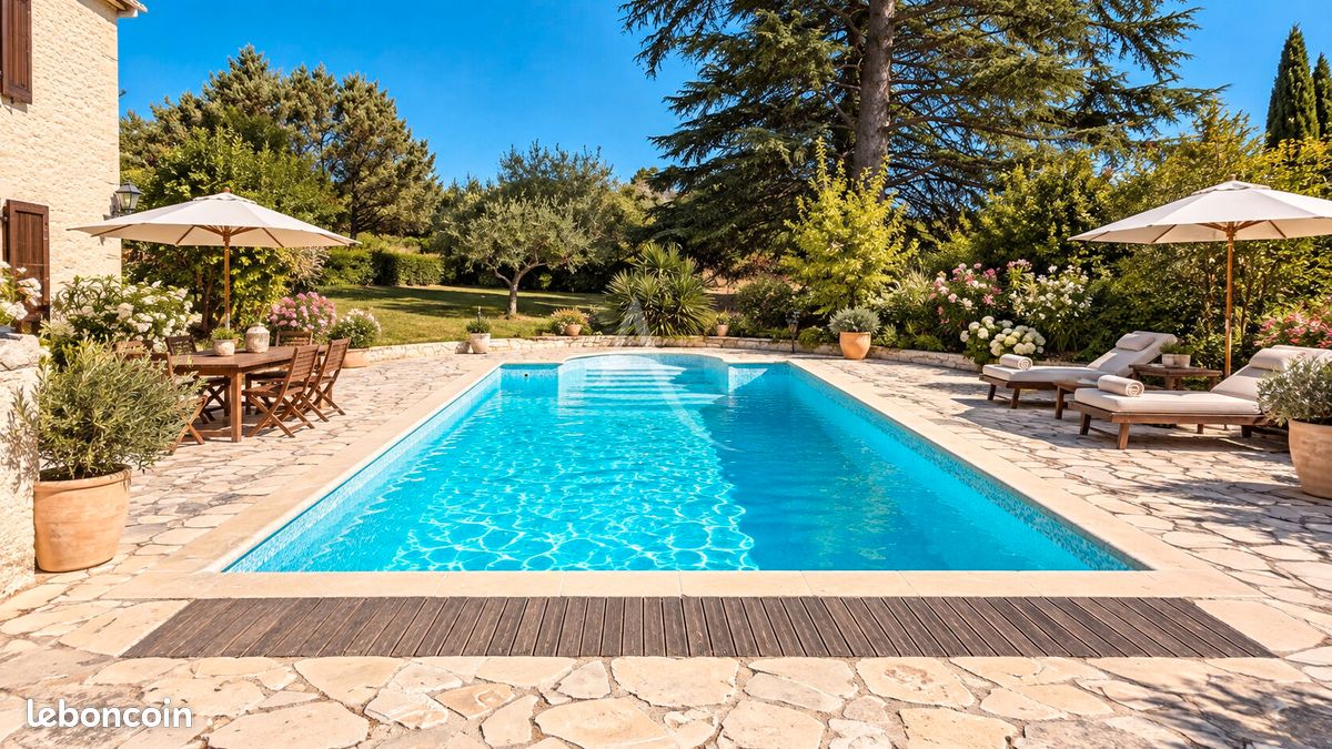 Maison 9 pièces 276 m² · à Forcalquier · 276 m² · 890 000 €