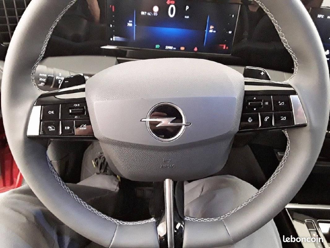 Opel Astra 1.2 Turbo 130 ch BVA8 (image 19)