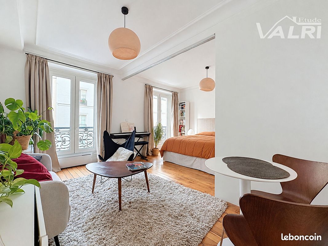 Appartement 2 pièces 28 m² · à Paris · 28 m² · 356 720 €