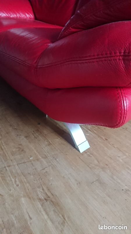 Canapé en cuir rouge (image 3)