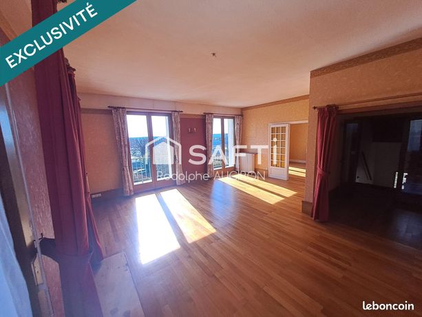 Maison 7 pièces 249 m²