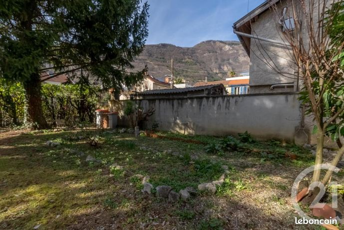 Maison 6 pièces 112 m² — 4