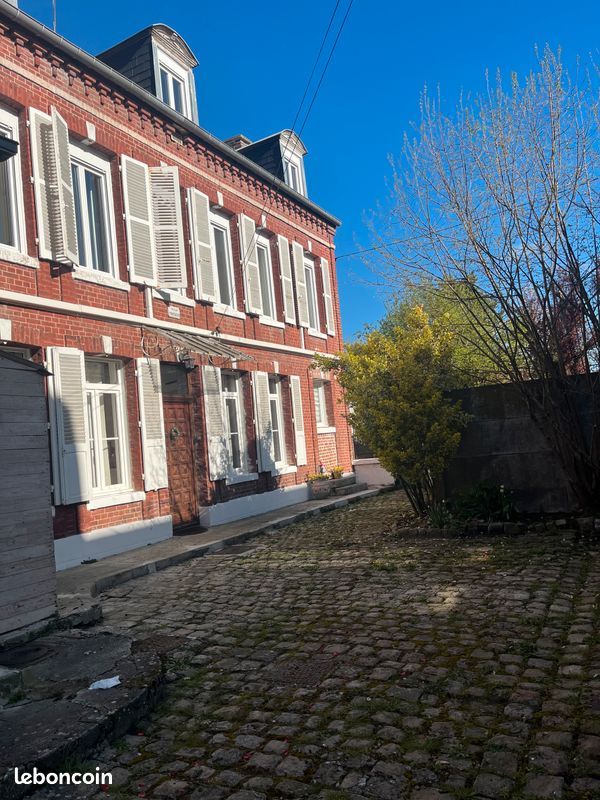 Maison 6 pièces 120 m² · à La Fère · 120 m² · 152 900 €