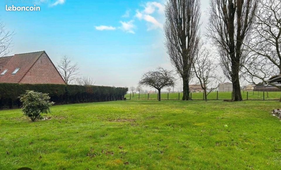 Terrain 600 m² Conde Sur L Escaut · à Condé-sur-l'Escaut · 65 000 €