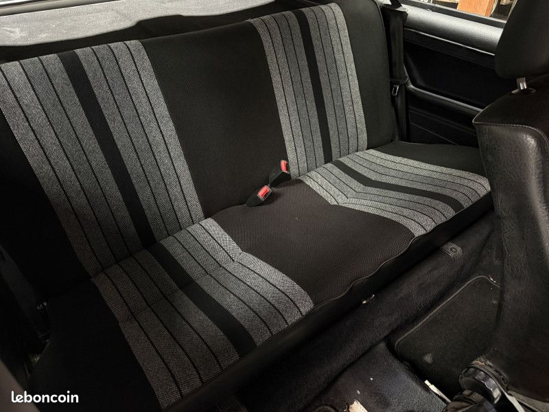 Volkswagen GOLF 1 GTI (image 40)