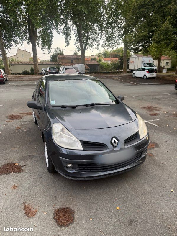 Clio 3 1.4L 16V (image 2)