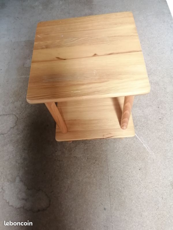 Petite table (image 1)
