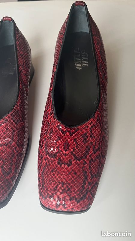 Sandales Plates à Imprimé Serpent Salpy - Taille 7.5 US - Noir Et Rouge