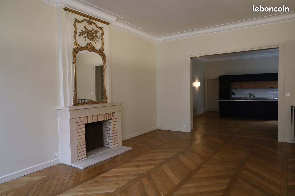 Appartement 4 pièces 135 m² · à Nancy · 135 m² · 1 685 €