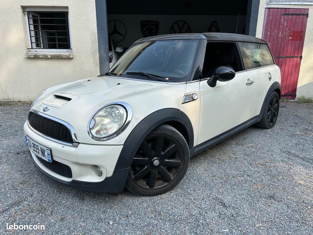 Mini 2 (R55) Clubman Cooper S 1.6 i 16V 175 cv (image 1)