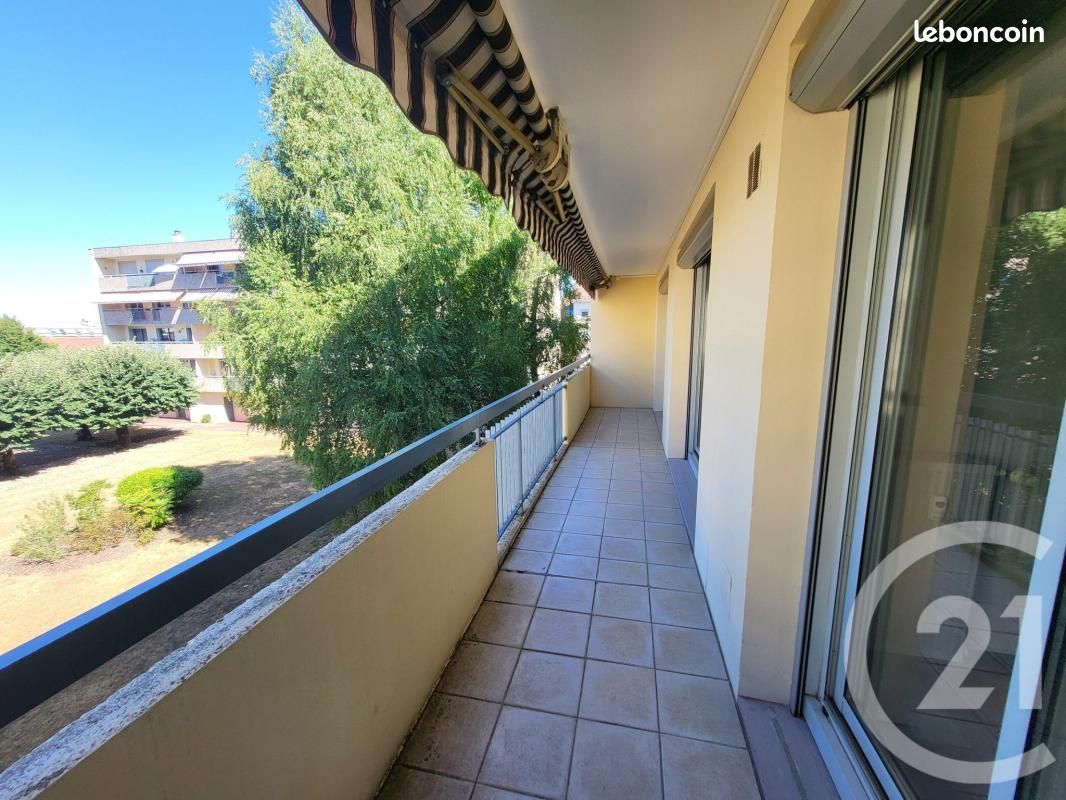 Appartement 2 pièces 66 m² · à Bourg-en-Bresse · 66 m² · 145 000 €