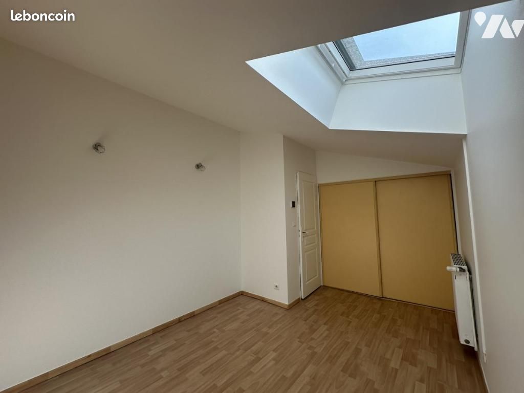 Maison a louer meyzieu - 5 pièce(s) - 95 m2 - Surfyn