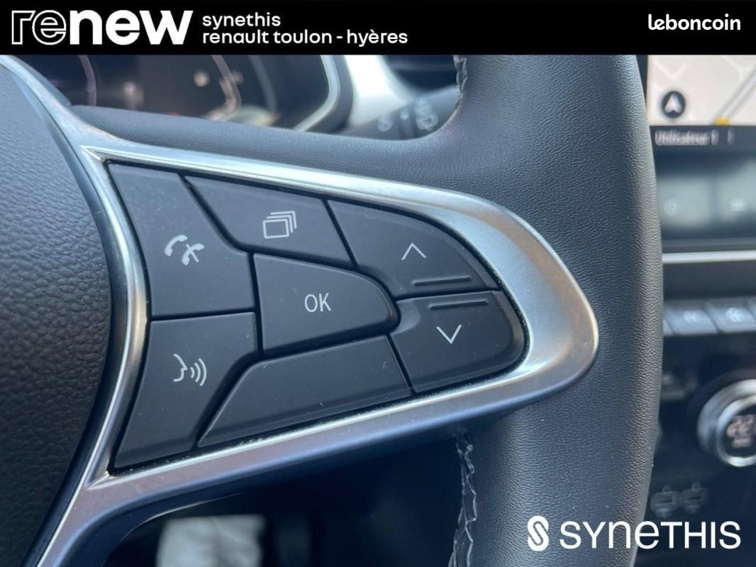 Renault Captur E-Tech 145 - 21 Intens (image 27)