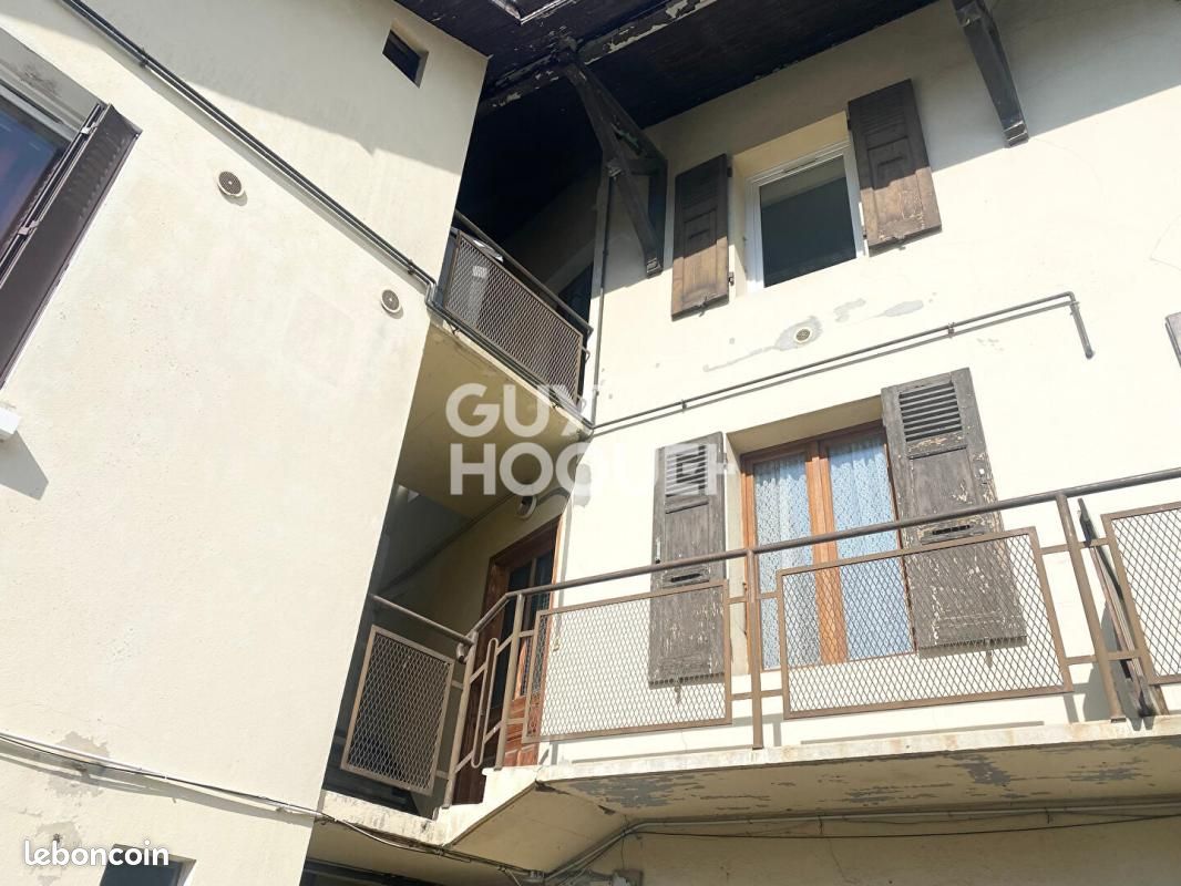 Appartement 3 pièces 91 m² · à Pontcharra · 91 m² · 78 000 €