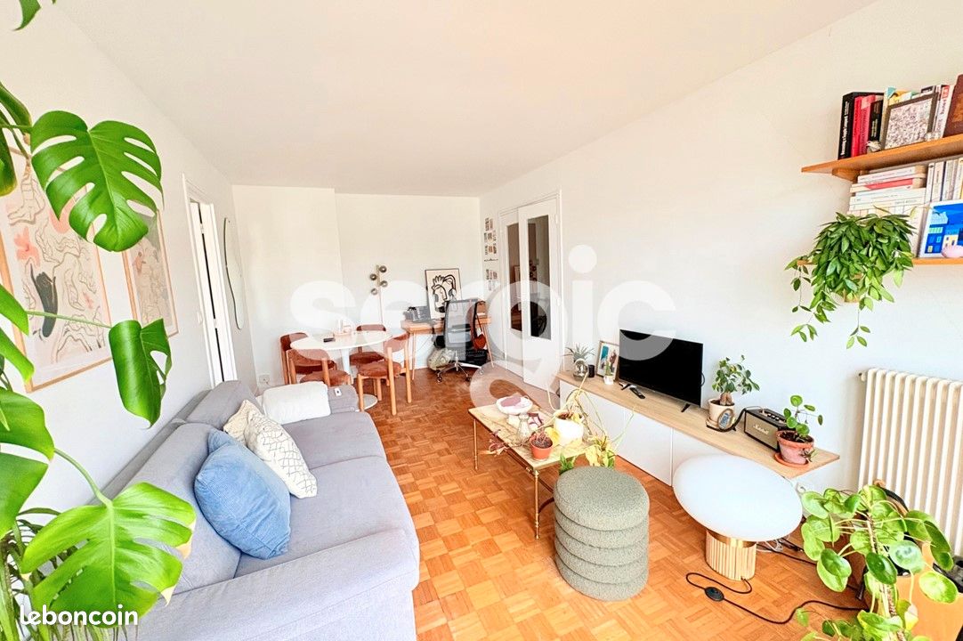 Appartement 2 pièces 42 m² · à Paris · 42 m² · 450 000 €