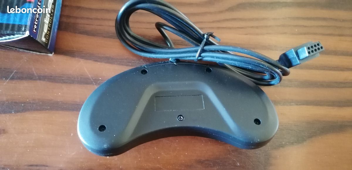Manette Megadrive Générique - Modèle Access Lune, Occasion En état Fonctionnel