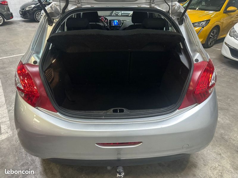 Peugeot 208 1.4 HDI FAP BUSINESS 5P (image 5)