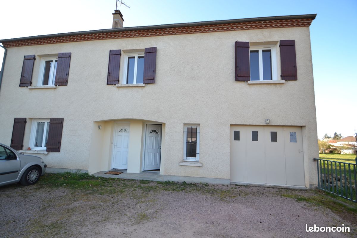 Appartement 4 pièces 90 m² · à Vendat · 90 m² · 635 €/mois