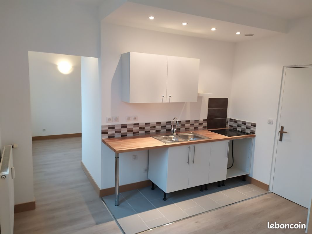 Appartement 2 pièces 40 m² · à Sainte-Savine · 40 m² · 450 €