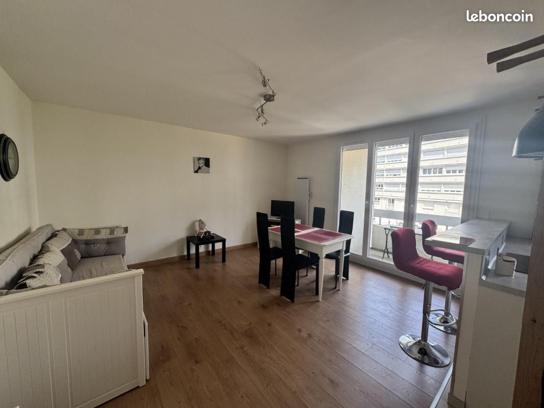 Appartement 2 pièces 47 m² · à Orléans · 47 m² · 731 €