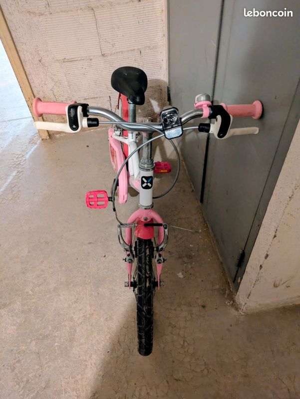 Velo fille BTWIN 16 pouces (image 1)
