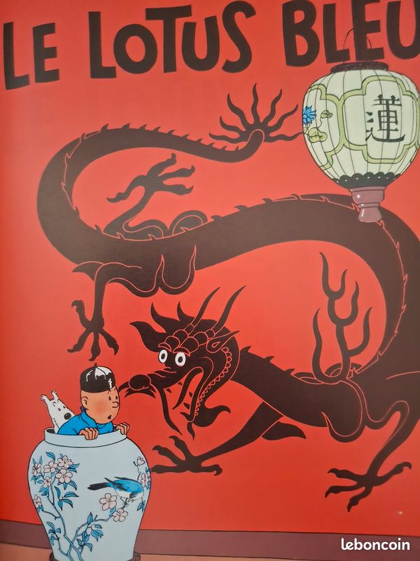 Reliure carton imitation Cuir de 270 pages ( Volume 3 )avec 2 aventures de TINTIN et plusieurs de JO ZETTE et JOCKO ( toutes écrites par Hergé ) (image 3)