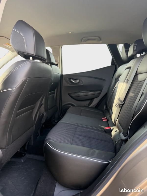 Renault Kadjar Bose 4x4 1.6 DCI 130ch – 1ère main – GPS, LED PURE VISION, Bose (image 8)
