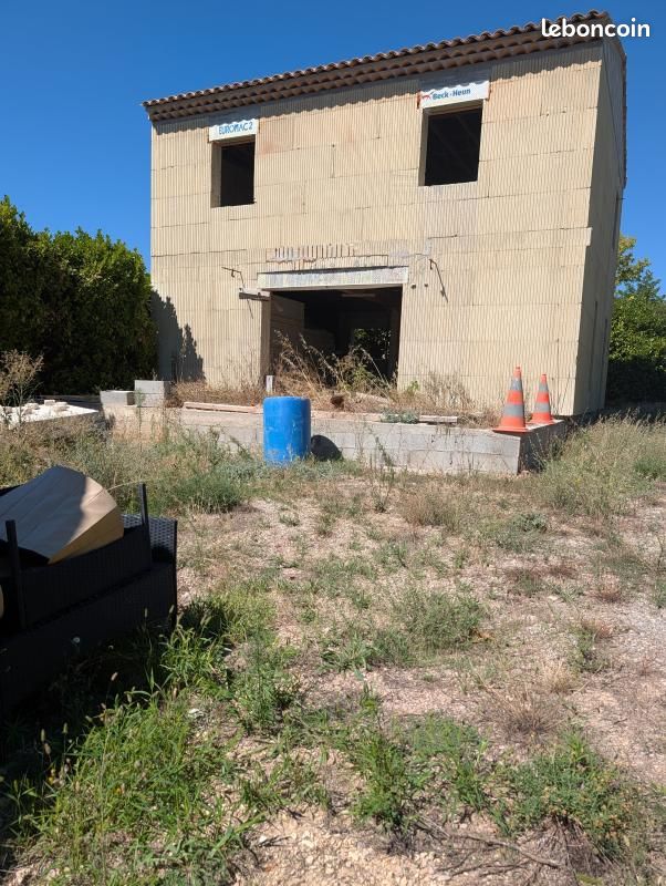 Maison 4 pièces 112 m² · à Peypin-d'Aigues · 112 m² · 213 000 €