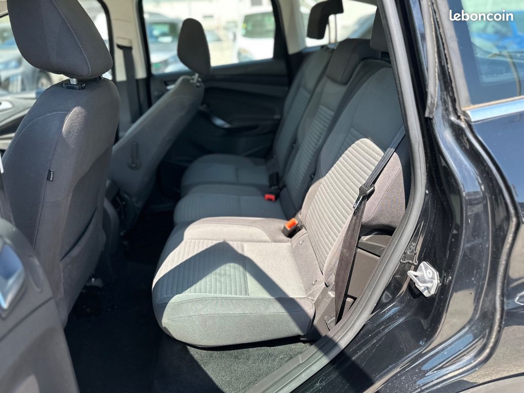 FORD C-Max Titanium 1.5 TDCi 120 cv {RADAR ARR - TOIT PANORAMIQUE} (image 11)