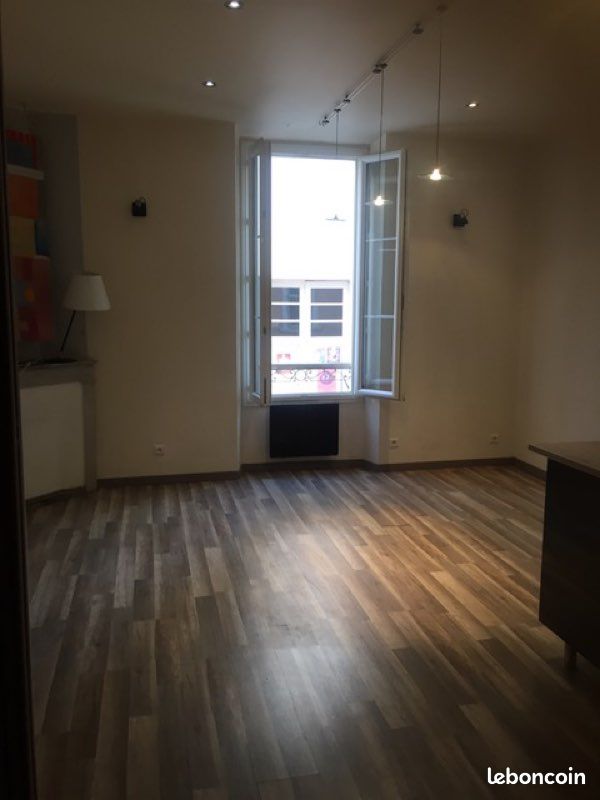 Appartement 1 pièce 32 m² · à Toulon · 32 m² · 660 €/mois