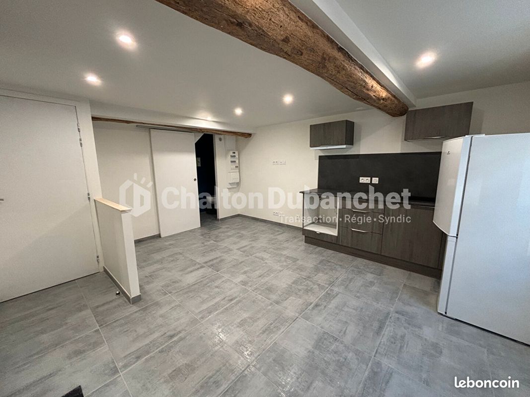 Appartement 2 pièces 31 m² · à Roanne · 31 m² · 470 €