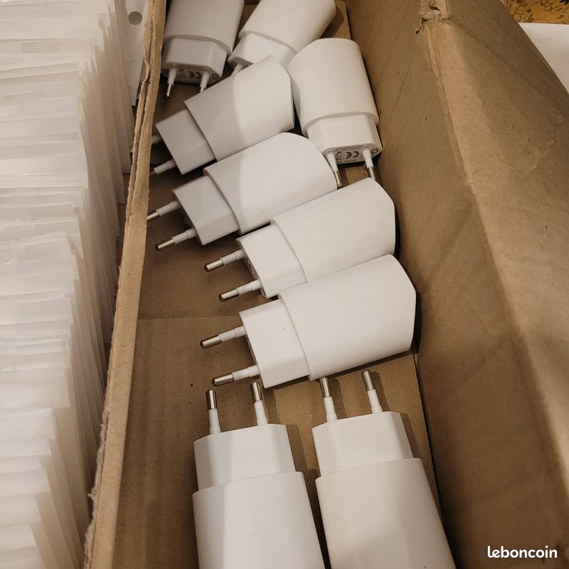 Lot 80 Adaptateurs iPhone Lightning Jack MFi + 9 Chargeurs USB Neufs (image 5)