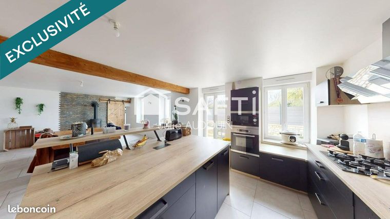 Maison 8 pièces 264 m²
