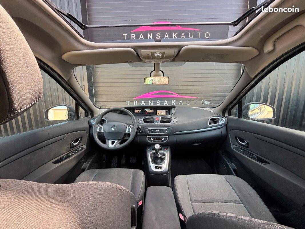 RENAULT SCENIC III dCi 130 FAP Energy eco2 15th - 4 PNEUS NEUFS - MOTEUR À CHAINE - TOIT OUVRANT (image 13)