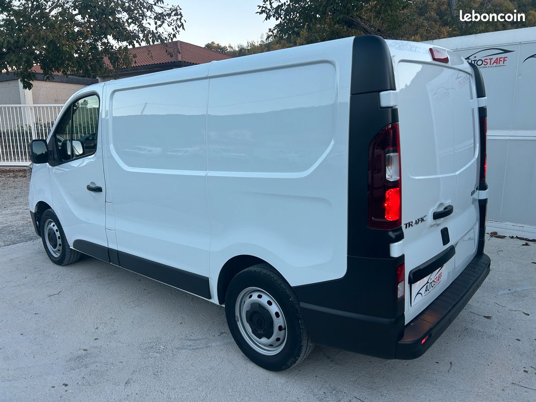 16 650 HT – Renault TRAFIC L1H1 2.0 BlueDCi 130 GRAND CONFORT (image 6)