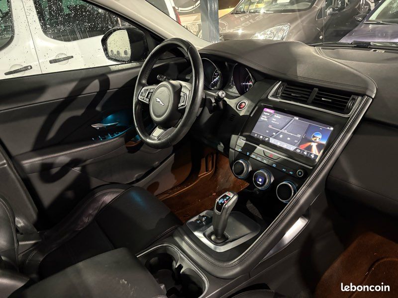 Jaguar E-Pace 2.0 D 150 CH AWD BVA R-DYNAMIC FINANCEMENT DISPONIBLE (image 13)