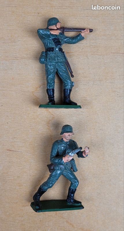 Figurine Starlux Soldat Allemand Fusil - Série Luxe VS10 - WW2