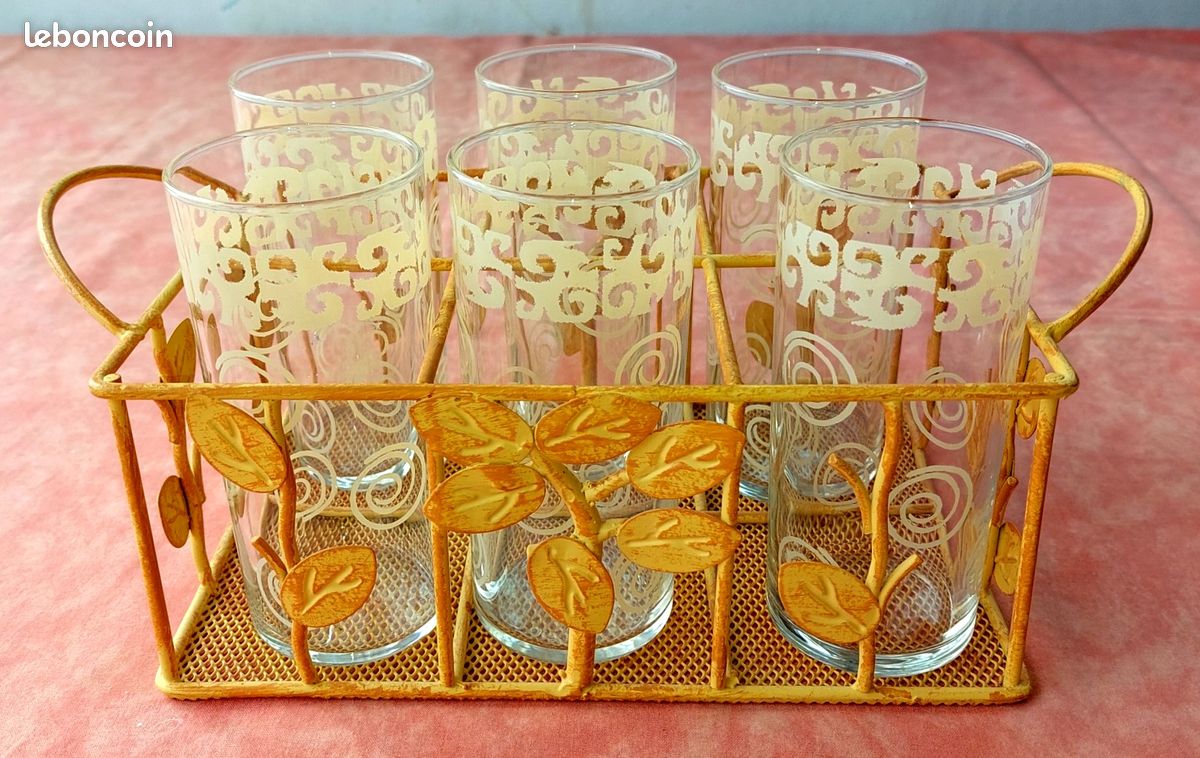 Verres droits avec leur panier métallique (image 1)