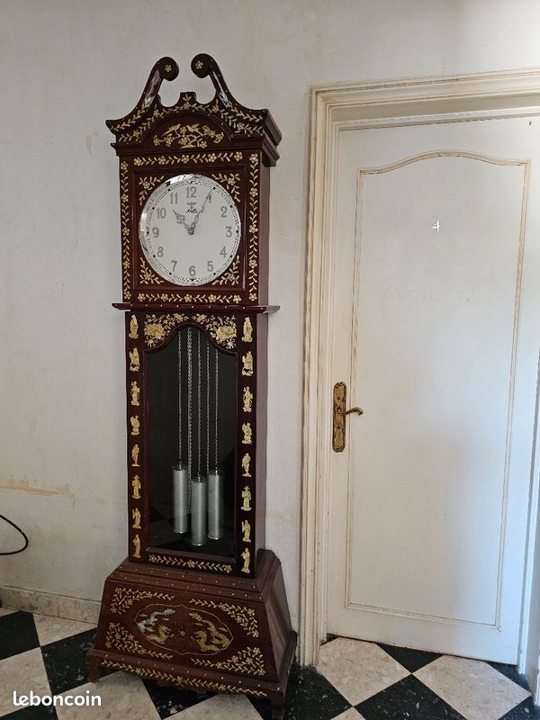 Pendule chinoise laquée (image 2)