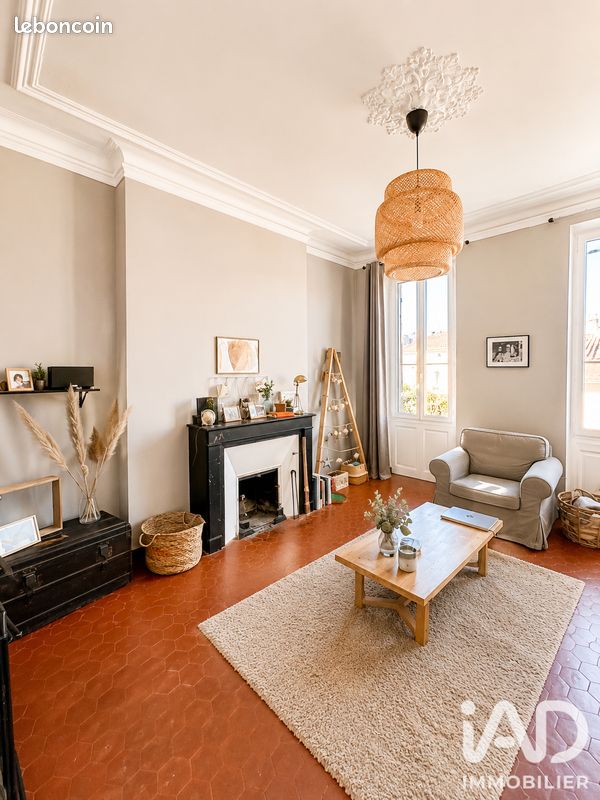 Appartement 3 pièces 74 m² · à Marseille · 74 m² · 310 000 €