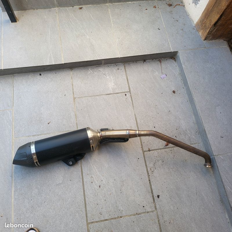 Silencieux akrapovic kymco hyper trail 125 (image 2)