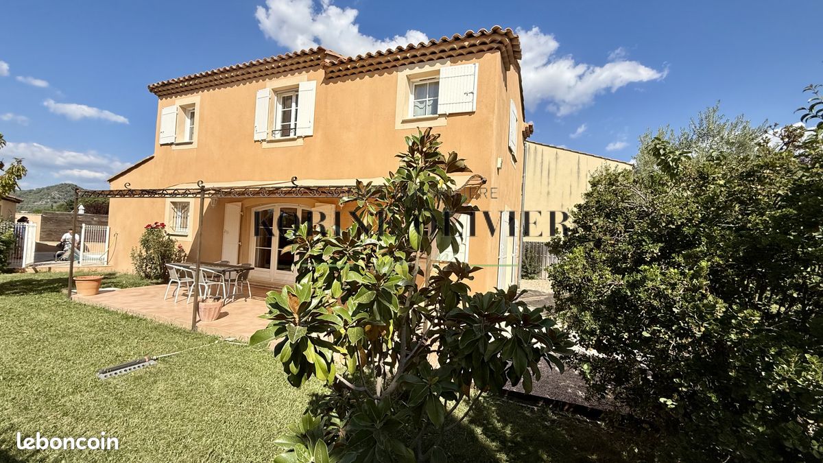 Maison 5 pièces 122 m² · à Peyrolles-en-Provence · 122 m² · 488 000 €