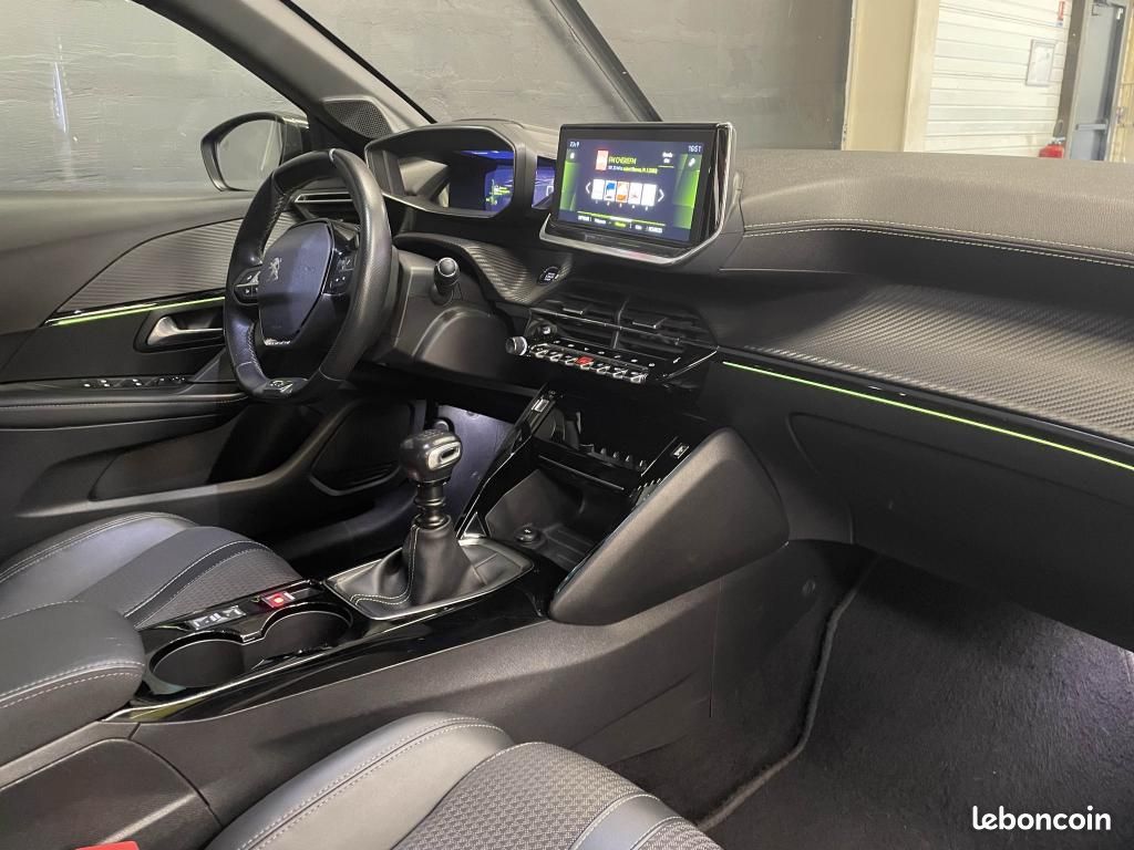PEUGEOT 208 1.5 BlueHDi 100 GT Line - Sièges chauffants, Carplay, Caméra (image 14)