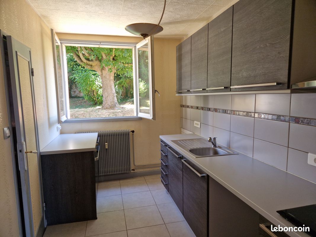 Appartement 4 pièces 93 m² · à Autun · 93 m² · 85 000 €