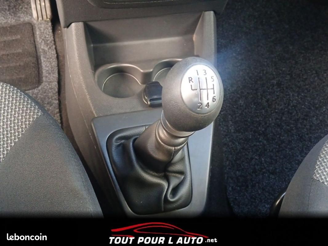 Dacia Lodgy Blue dCi 95 7 places Essentiel (image 20)