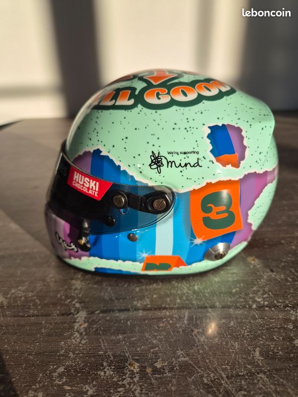 Casque Ricciardo 2021 - Arai - Échelle 1/2 - Miniature Collection