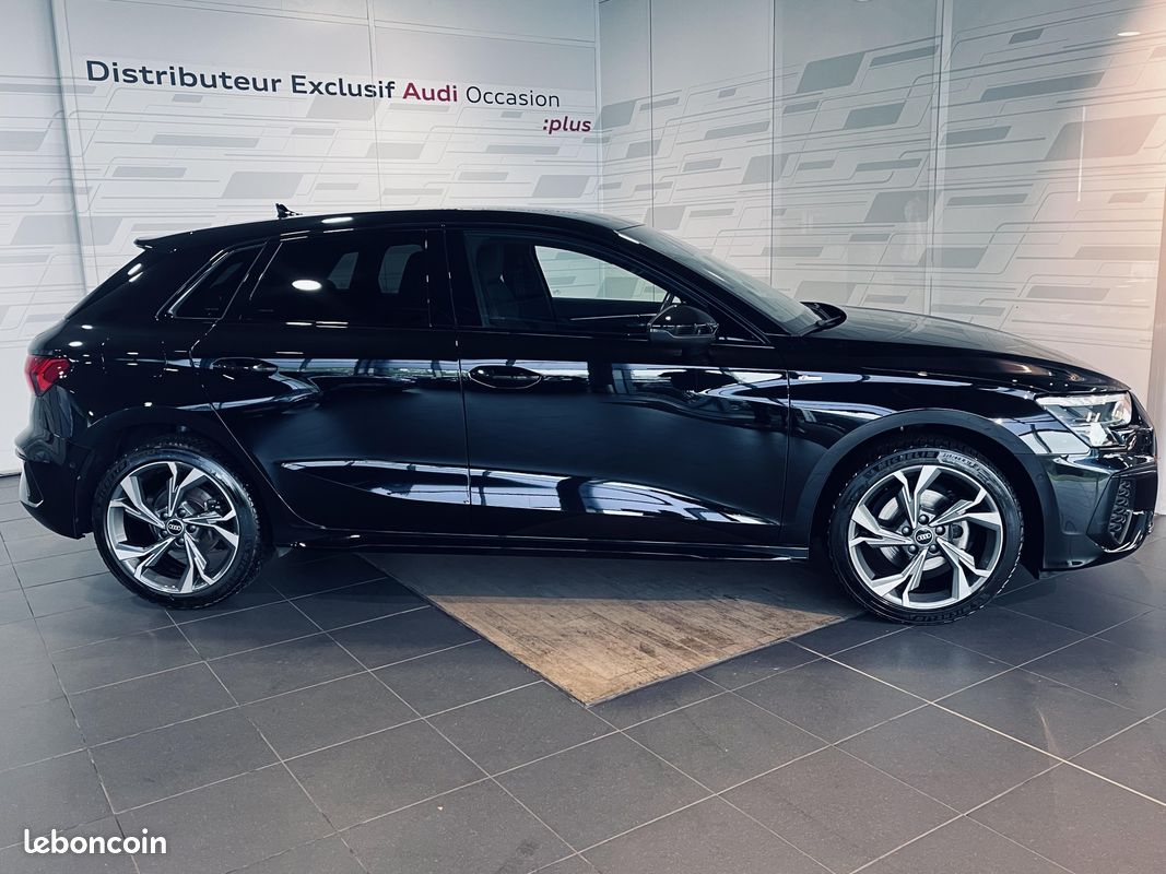 AUDI A3 Sportback 35 TFSI Mild Hybrid 150 S tronic 7 S Line (image 4)