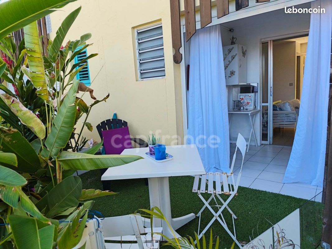 Appartement 1 pièce 28 m² · à Sainte-Anne · 28 m² · 138 800 €