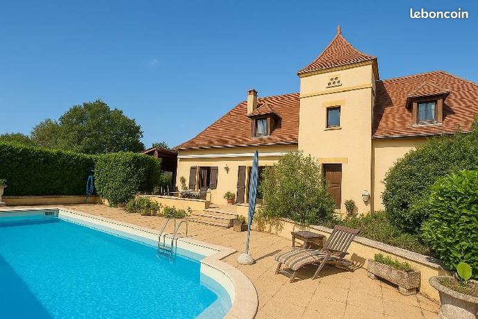 Maison 5 pièces 140 m²