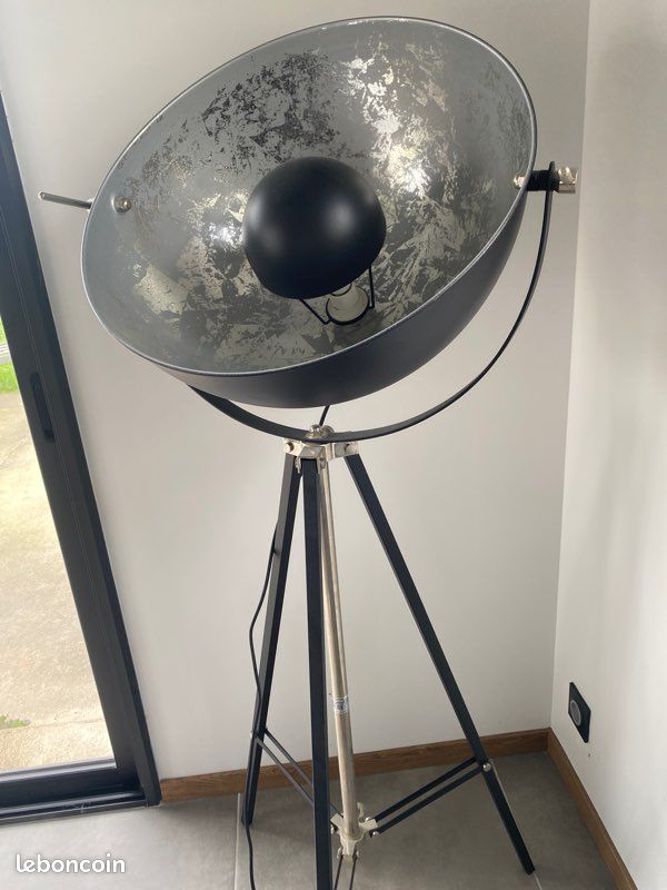Lampadaire style industriel (image 2)